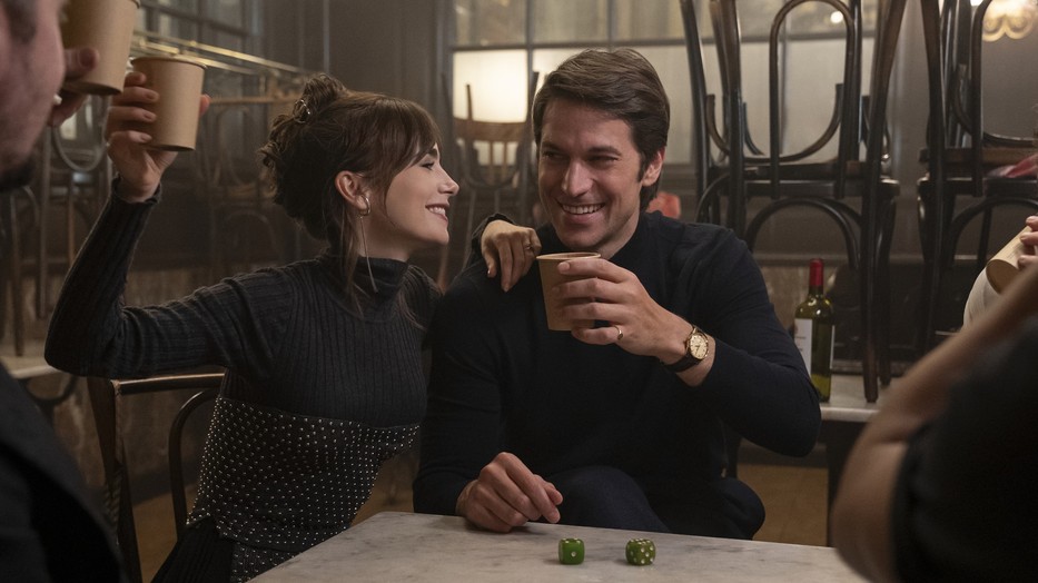 Az Emily Párizsban nem szenved hiányt toxikus férfiakból