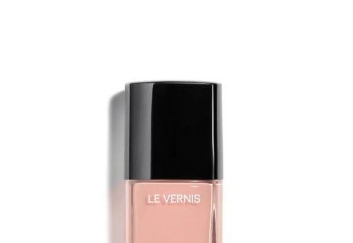 Megérkezett a nyár legnagyobb manikűr őrülete: a BB krém körmök úgy ragyognak, mint korábban semmi