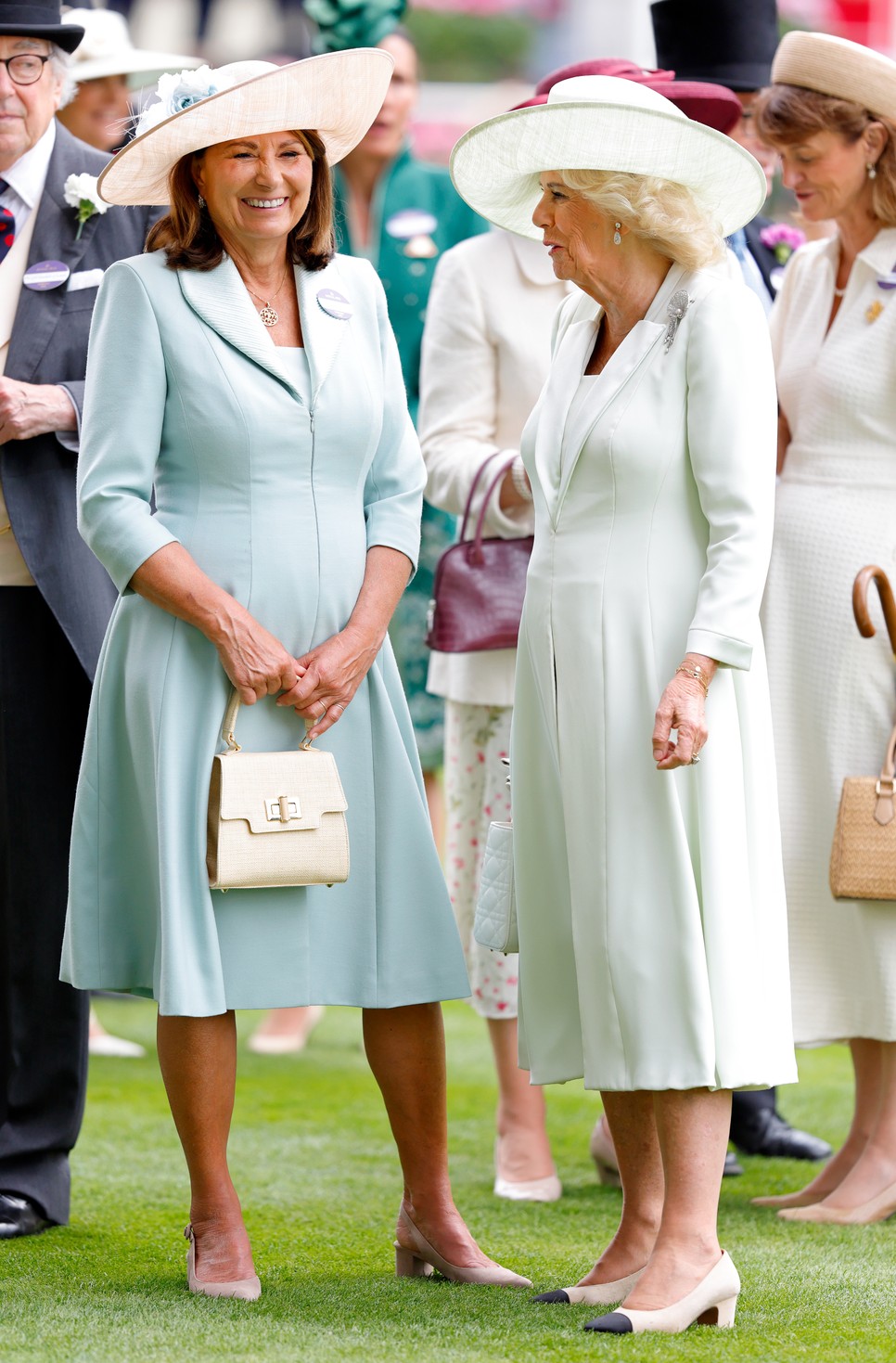 Katalin hercegné édesanyja mentazöld ruhában tündökölt a Royal Ascoton