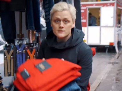 Ez a srác az egész divatvilágot átverte egy hamis márkával - zseniális sztori a divatvilág működéséről