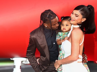 Megszületett Kylie Jenner második gyermeke: íme a fotó!