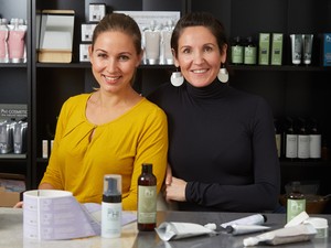 Egy natúr márka, amiért tutira odáig leszel! Ismerd meg a PHI kozmetikumok világát!