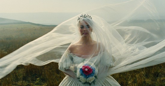 Megnéztük az Üvöltő szelek filmes adaptációját, és tényleg nem mindenkinek való