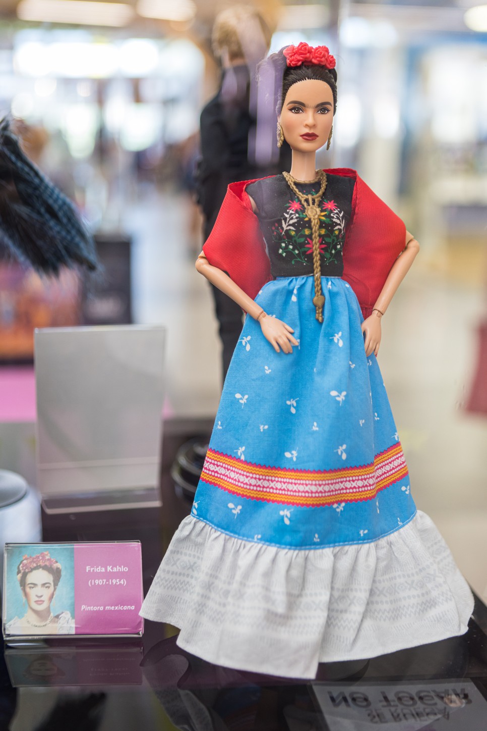 A játékoktól a divatig - Frida Kahlo mindenre hatással van