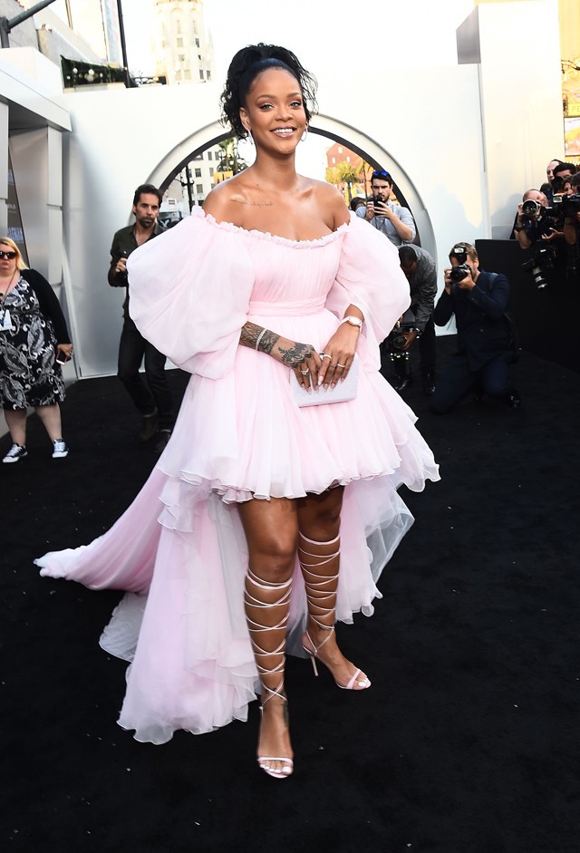 Rihanna Giambattista Valli