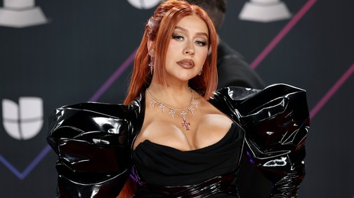 Christina Aguilera úristen, micsoda szettben tért vissza a vörös szőnyegre!