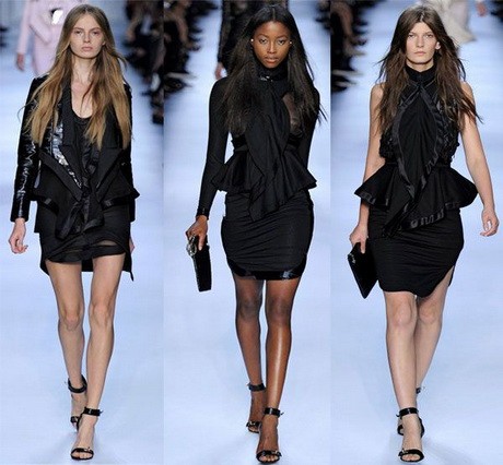 A Givenchy kreatív igazgatója mindig is vonzódott a sötét színekhez és a gótikus stílushoz