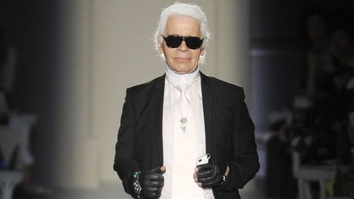 „A tervezés olyan, mint a légzés, és ha nem lélegzem, bajban vagyok” - Hat éve nincs köztünk Karl Lagerfeld, a kreativitás és szépség halhatatlan őrzője