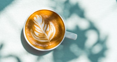 5 ital, amiből tilos ébredés után inni: komoly öngól a szervezet számára, ha mégis éhgyomorra iszol belőlük