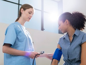 Sokat fáj a fejed? Lehet hogy magas a vérnyomásod