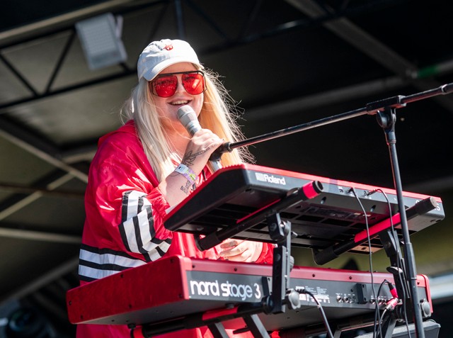 Ismerd meg a Dance Monkey titokzatos előadóját