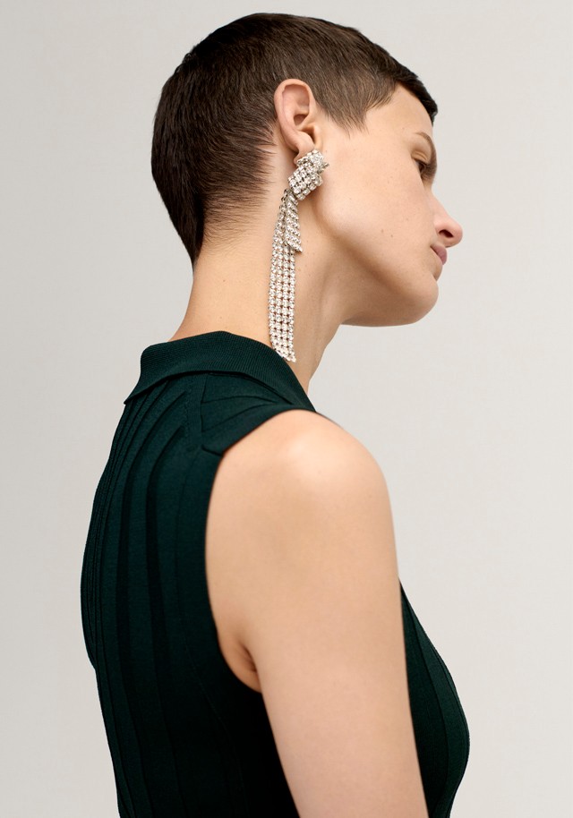 A Párizsi Divathét keretében mutatja be a H&M 2018-as tavaszi-nyári STUDIO kollekcióját