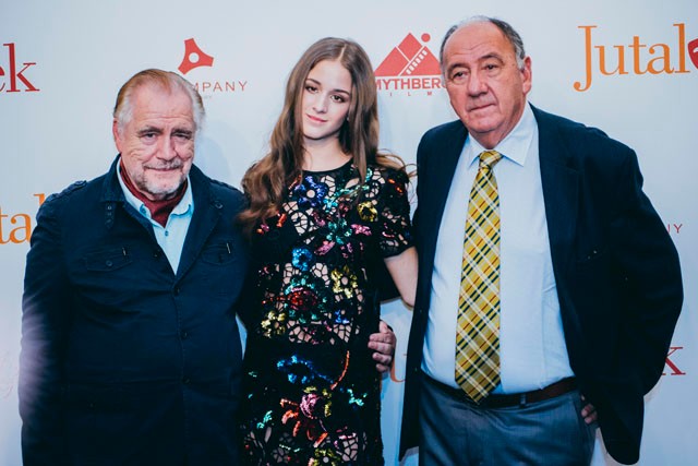 coco konig, jutalomjátek, assassins creed, magyar szineszno, interju, justjared