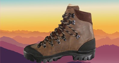 Károly király koronázásán és Erőss Zsolt lábán is ott volt a magyar cipőmanufaktúra bakancsa