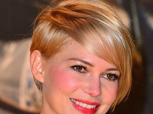 Sztárok, akik visszatértek a régi frizurájukhoz