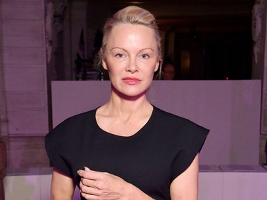 Felismered? A ´90-s évek szexikonja, Pamela Anderson sosem volt ilyen visszafogott
