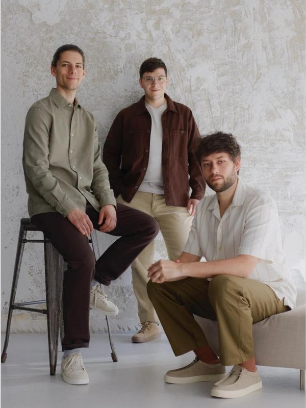 A Palean egy több évtizedes kutatásra épülő családi örökség folytatása. 2014-ben három fiútestvér (Bálint, Levente és András), elhatározták, hogy családi hagyatékukat, a nagyapjuk több évtizedes kutatómunkájának eredményeként a Hévíz környéki tőzeggyógyiszapról szerzett felbecsülhetetlen értékű tudást továbbfejlesztik és hasznosítják. 