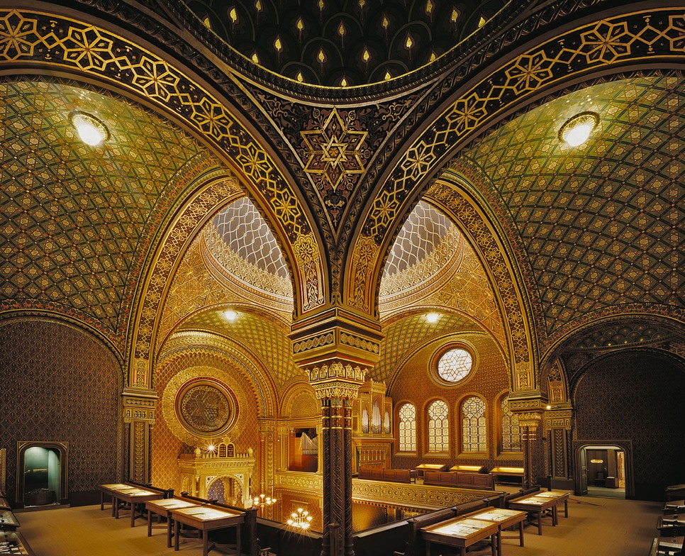 754704-spanelska-synagoga-interier-zidovske-muzeum-v-praze