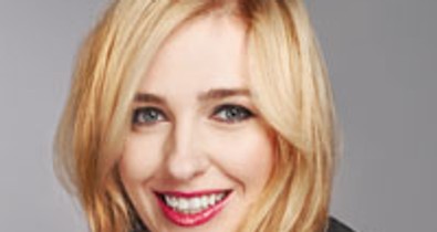 A legjobb divattervező: Abodi Dóra (DORAABODI)