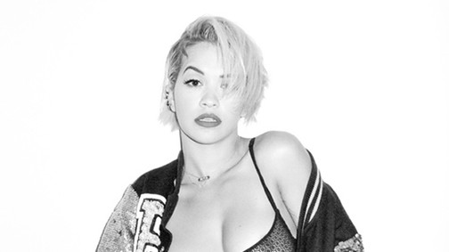 Rita Ora Terry Richardsonnak mutogatta magát