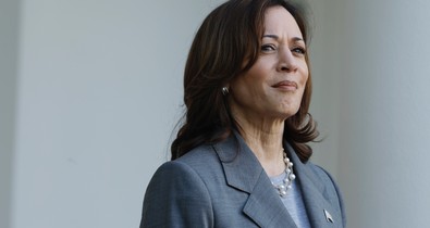 Nem csak elnökjelölt, valódi stílusikon is: Kamala Harris megmutatta, hogyan teheted izgalmassá kedvenc öltönyödet