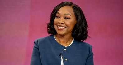 A Bridgerton és a Grace klinika alkotója az élő példa arra, hogy ki kell lépned a komfortzónádból