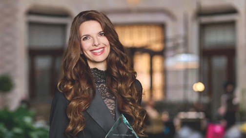 A nő, aki a Greshamhoz csábította Palvin Barbarát: ismerd meg Esküdt Judit pr-vezetőt!