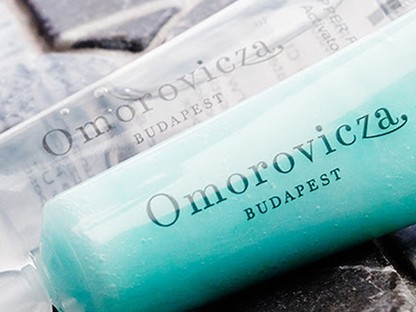 Sosincs elég hely a bőröndödben? Ezt a szuper mini bőrradírt imádni fogod!