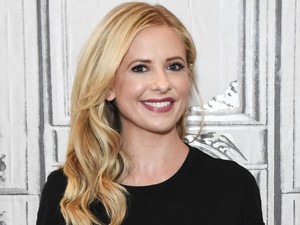 Sarah Michelle Gellar szinte egy percet sem öregszik: a 48 éves színésznő a vörös szőnyegen lopta el a showt