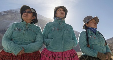 A határok igenis átléphetők – szoknyában is: a Cholita hegymászók története
