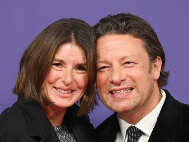 Több mint 30 éve szeretik egymást, ez a hosszú házasság titka Jamie Oliver és felesége szerint 