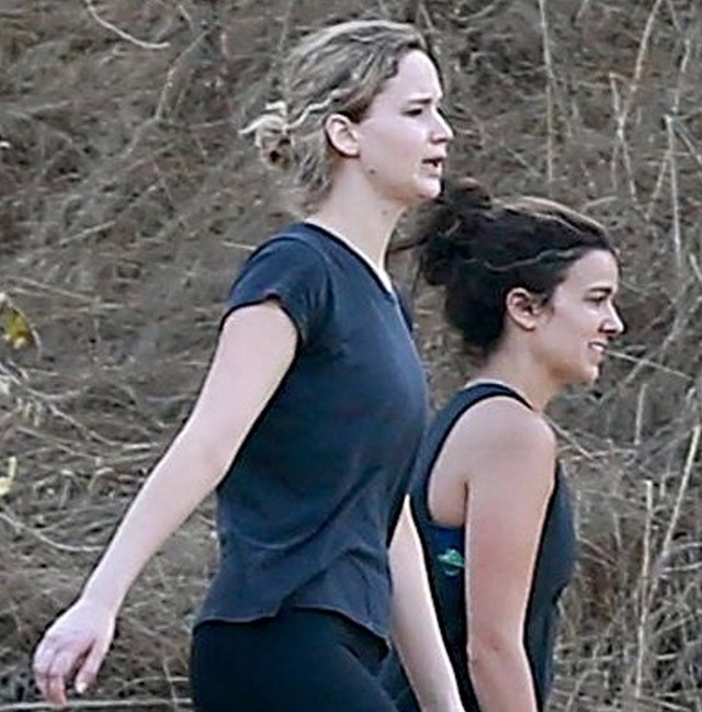 jennifer lawrence, dior, smink nélkül, utcai stílus, színésznő