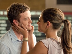 „Még csak az ölében ültem, amikor már el is élveztem - és később sem került elő a pénisze"