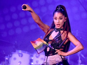 El sem tudod képzeni, mennyi pénzt keres Ariana Grande 25 évesen