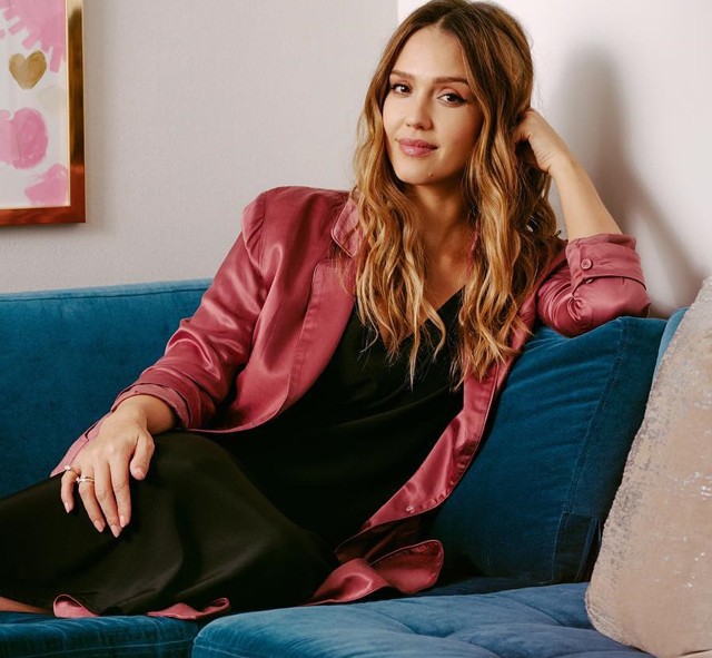 Jessica Alba kislánya kiköpött édesanyja!