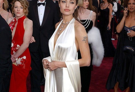 Álomszép fotók: Az elmúlt 50 év legcsodásabb ruhái az Oscar-gáláról