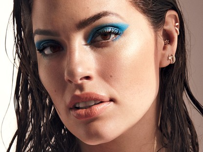 Exkluzív interjú Ashley Graham plus size modellel divatról, kirekesztésről, üzletről