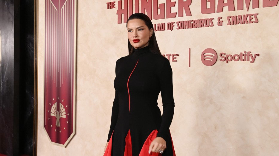 Adriana Lima tisztázta a róla szóló pletykákat