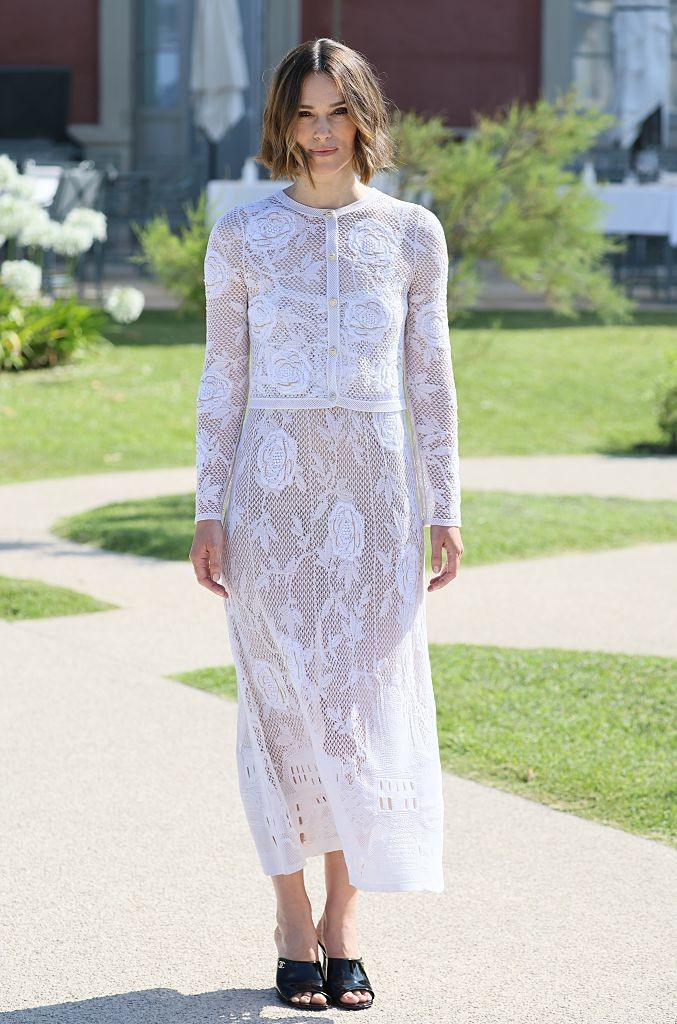 Keira Knightley horgolt Chanelben érkezett a nemzetközi filmfesztiválra