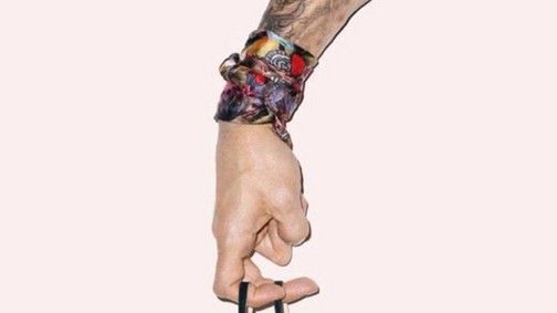 Terry Richardson agyontetovált keze kell a luxusmárkának