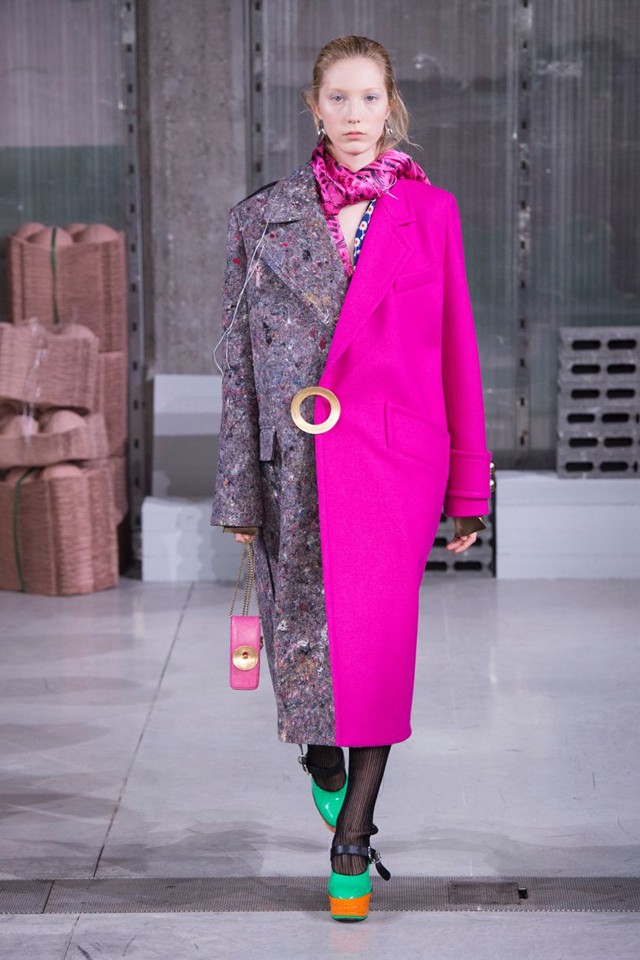 Sárkányok, hordozható fejek, Diana hercegnő - A milánói divathét legjobb pillanatai