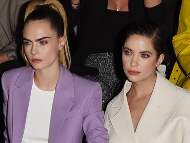 Cara Delevingne és Ashley Benson a milánói divathét legmenőbb párja volt