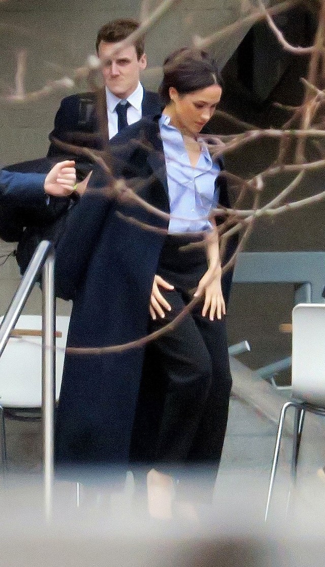 Meghan hercegnét szupersikkes szettben csípték el a paparazzik