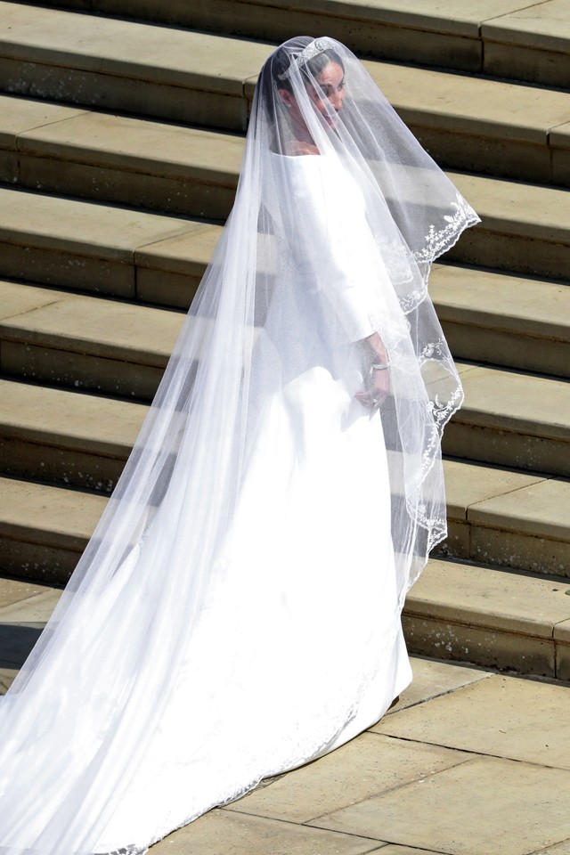 Meghan Markle esküvő Givenchy