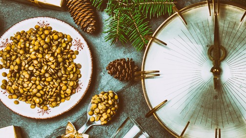 Lencse újév napján? Így rajongunk az ünnepi ételekért a világ különböző pontjain