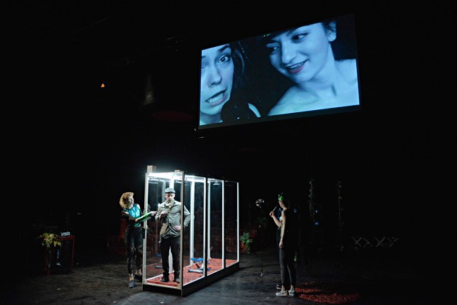 Bántalmazó nők, alárendelt férfiak - lehetséges ez? - Boross Martin mesélt a Védett Férfiak Kertje c. előadásról