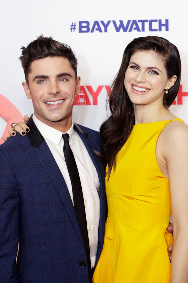 Zac Efron és Alexandra Daddario