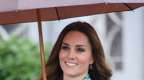 Nagyon bizarr! Mindenki Kate Middleton ujjairól beszél!