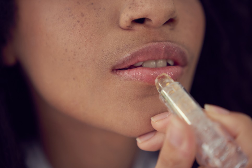 A jó minőségű ajakápoló elengedhetetlen a téli időszakban