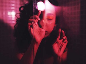 Miért nem hagyta el, ha annyira rosszul bánt vele? - egy bántalmazott nő a bántalmazó kapcsolatokról